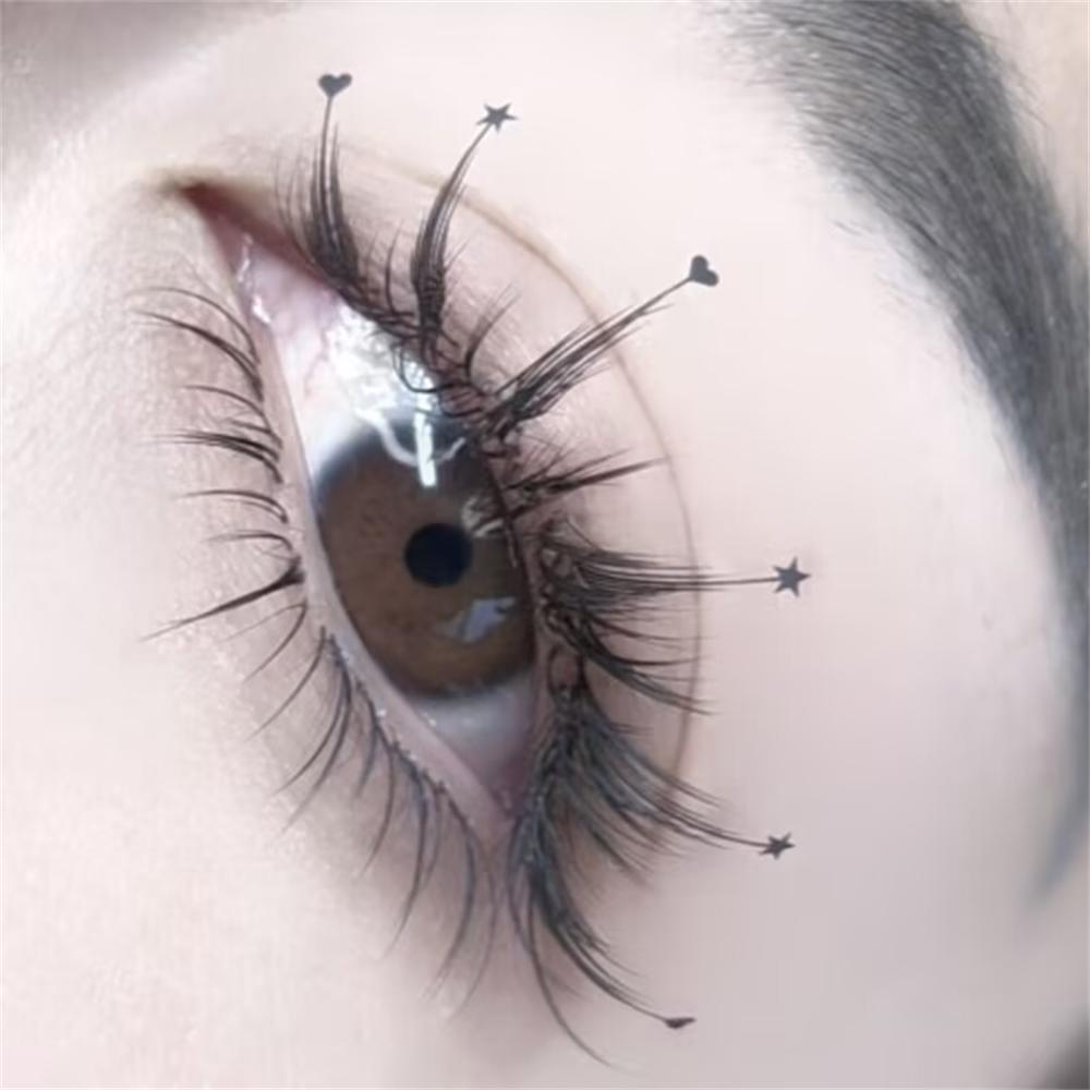 ANIME EYELASHES