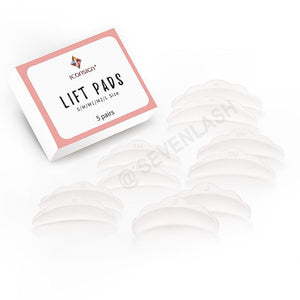 Natural curled lashes without extensions